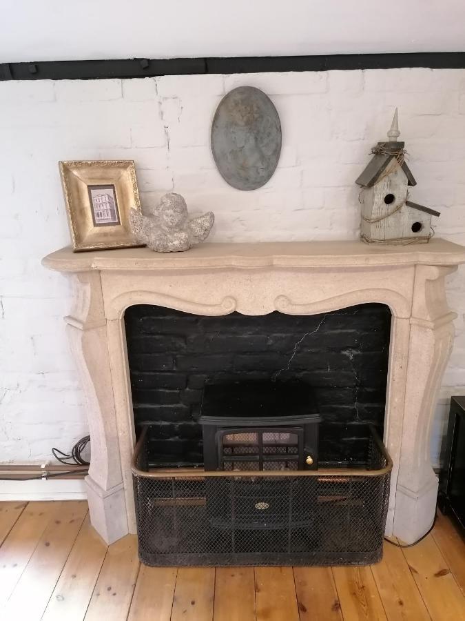 The Clockhouse Apartment Old Windsor Bagian luar foto